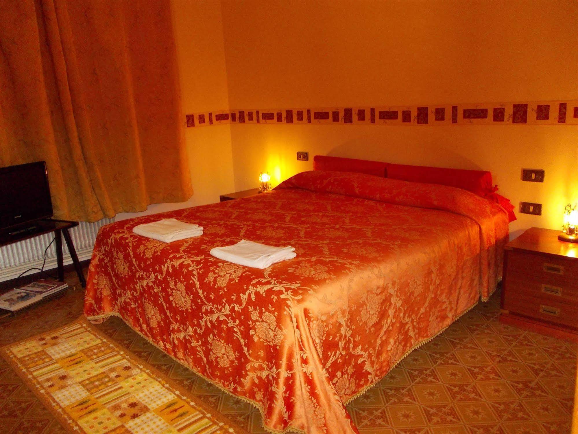 Big Brother Bed & Rooms Treviso Exterior photo